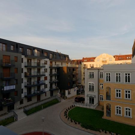Apple Green Apartments Posen Exterior foto