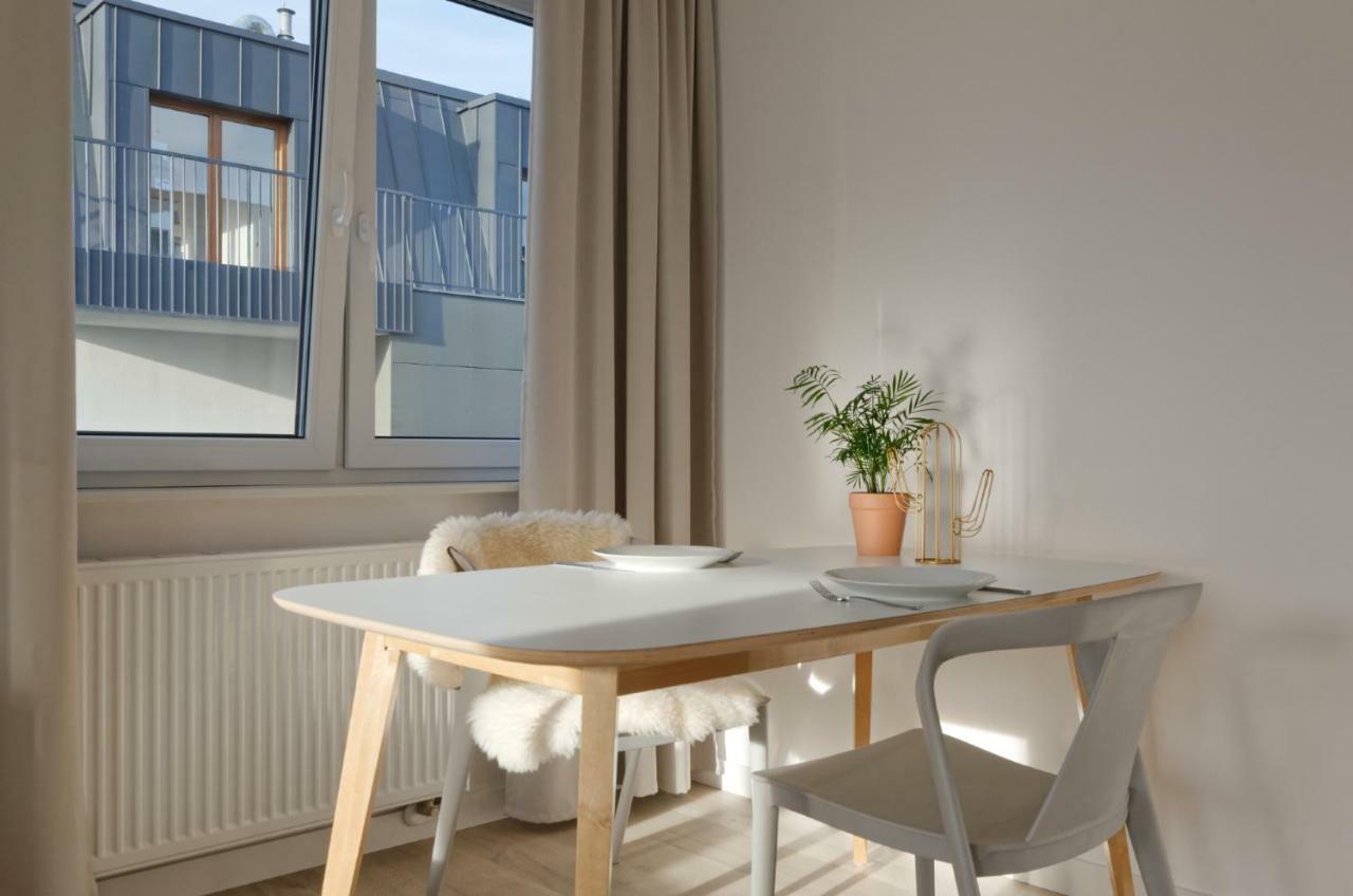 Apple Green Apartments Posen Exterior foto