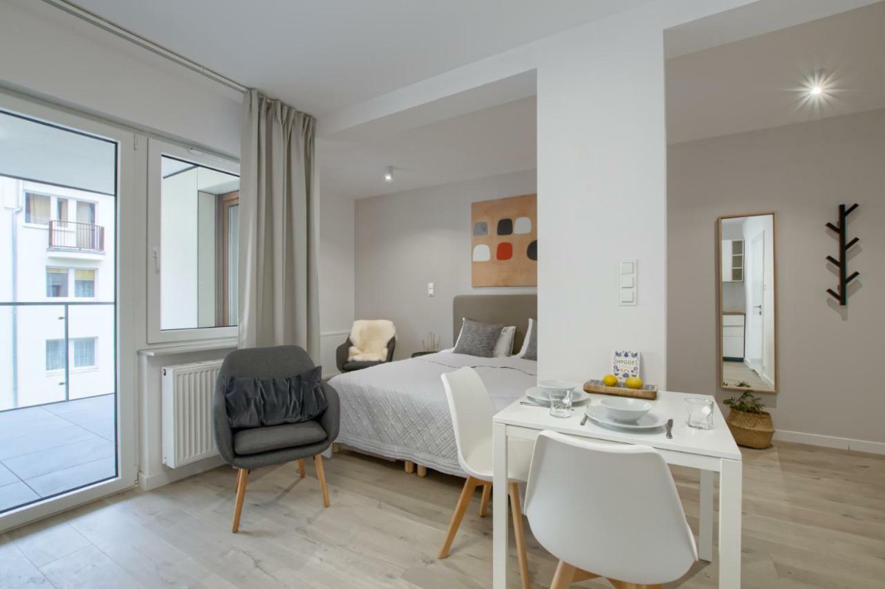 Apple Green Apartments Posen Exterior foto
