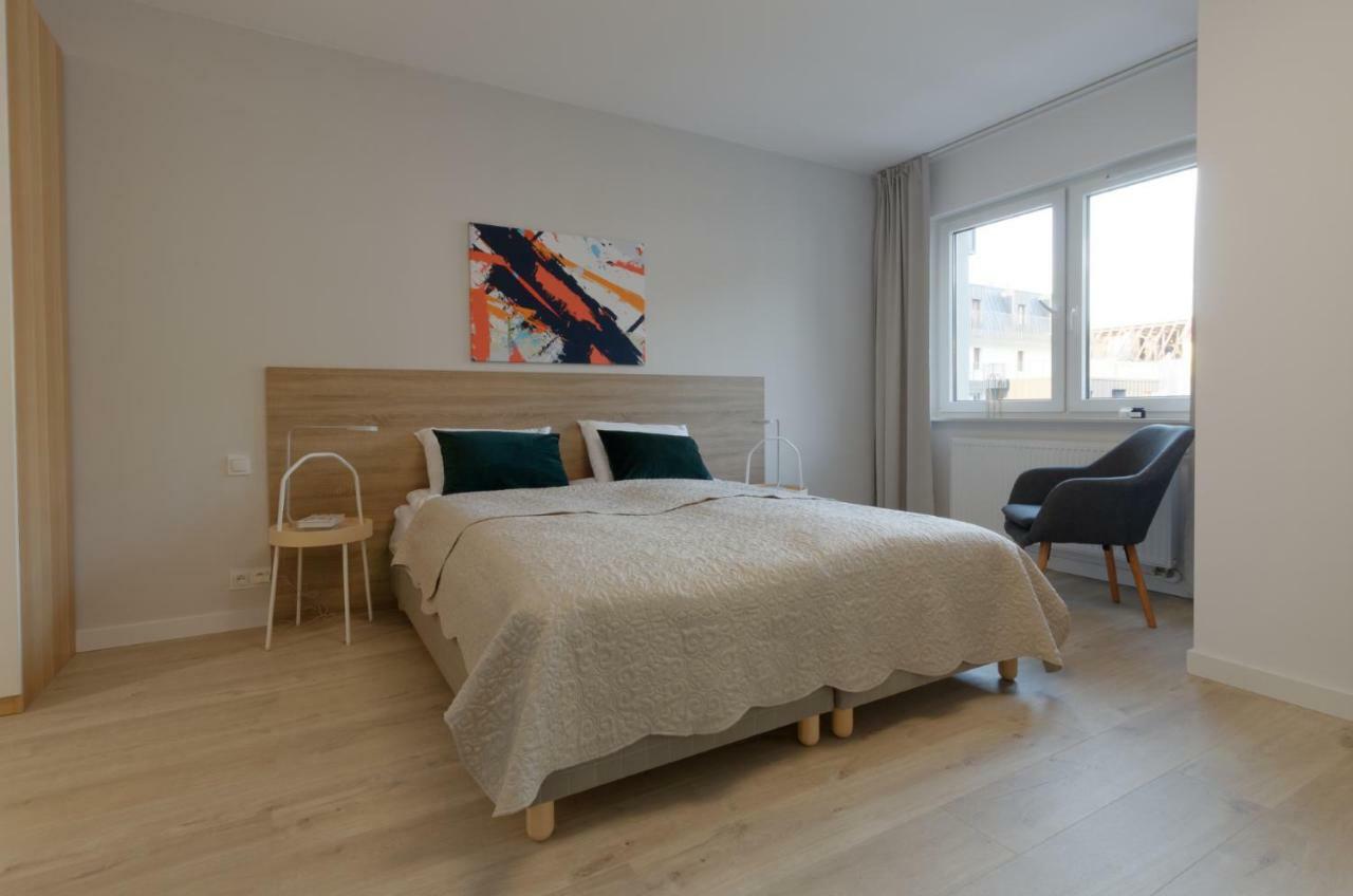 Apple Green Apartments Posen Exterior foto