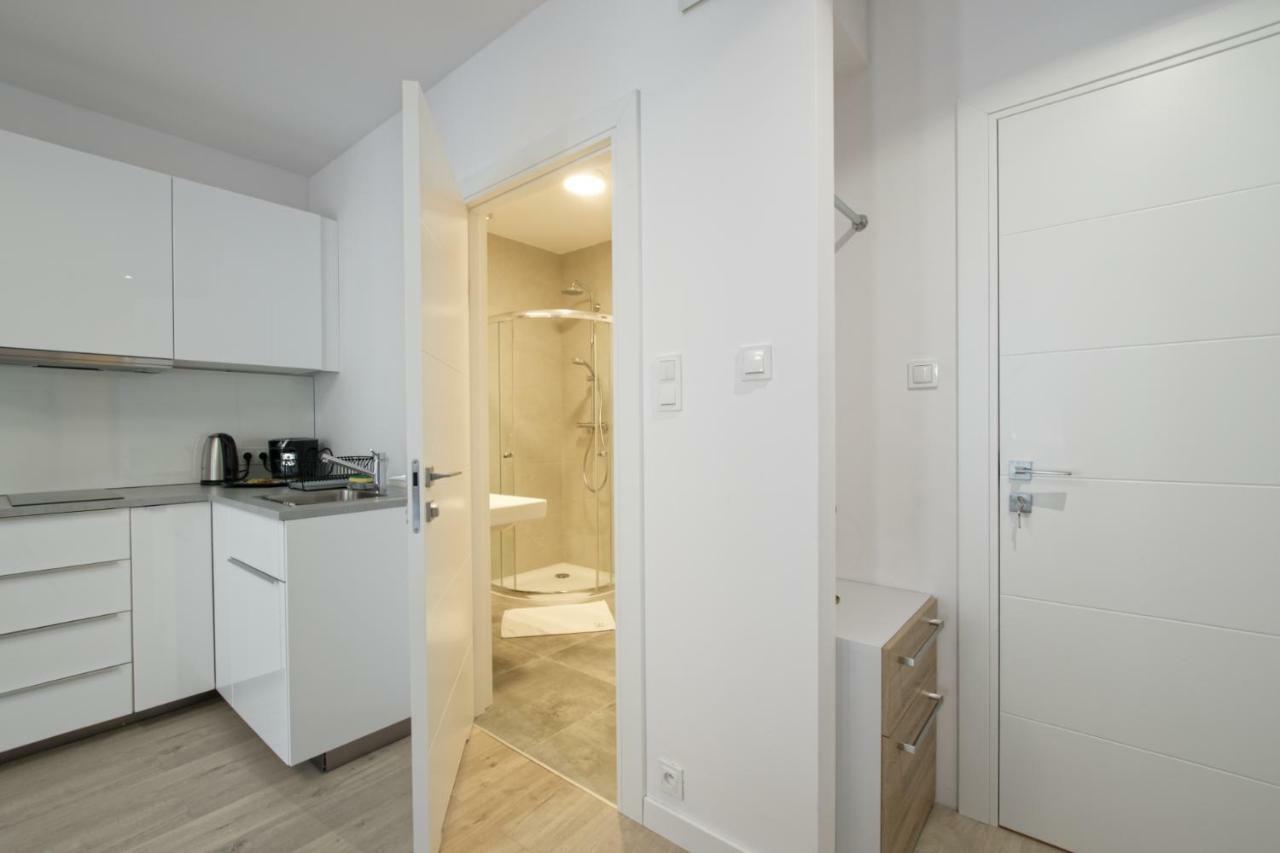 Apple Green Apartments Posen Exterior foto