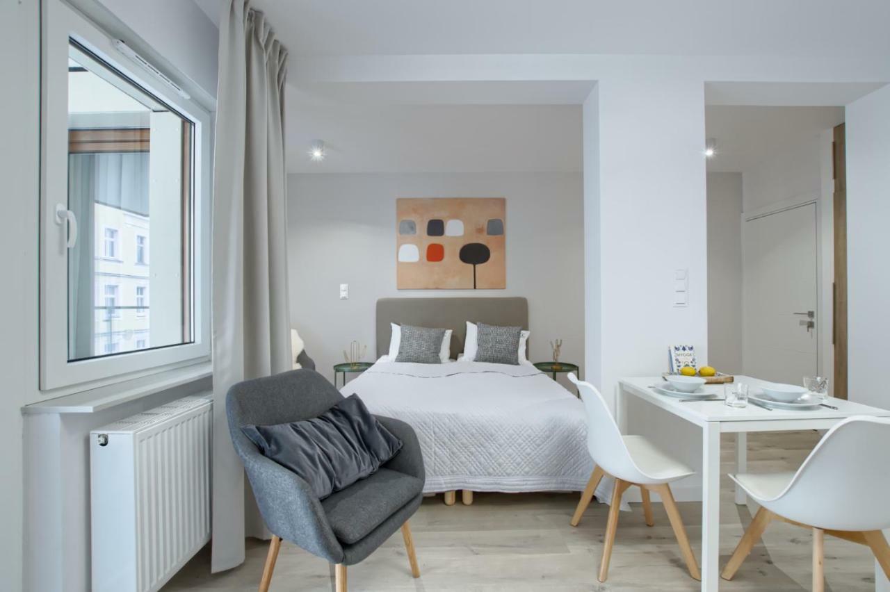 Apple Green Apartments Posen Exterior foto