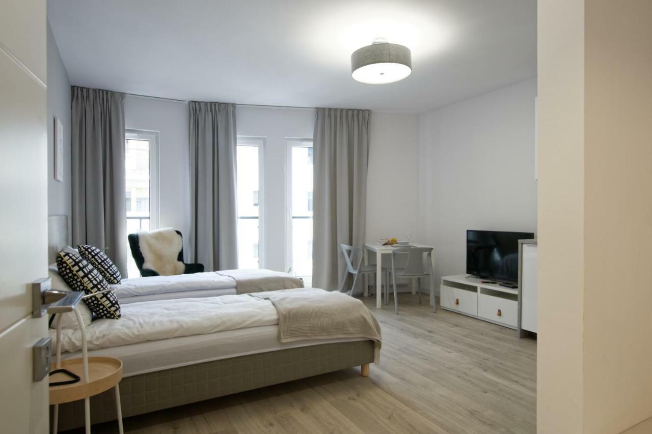 Apple Green Apartments Posen Exterior foto